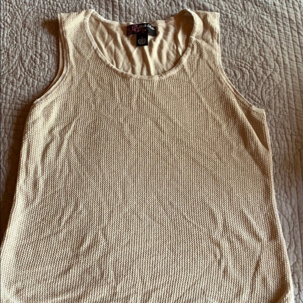 Sleeveless top